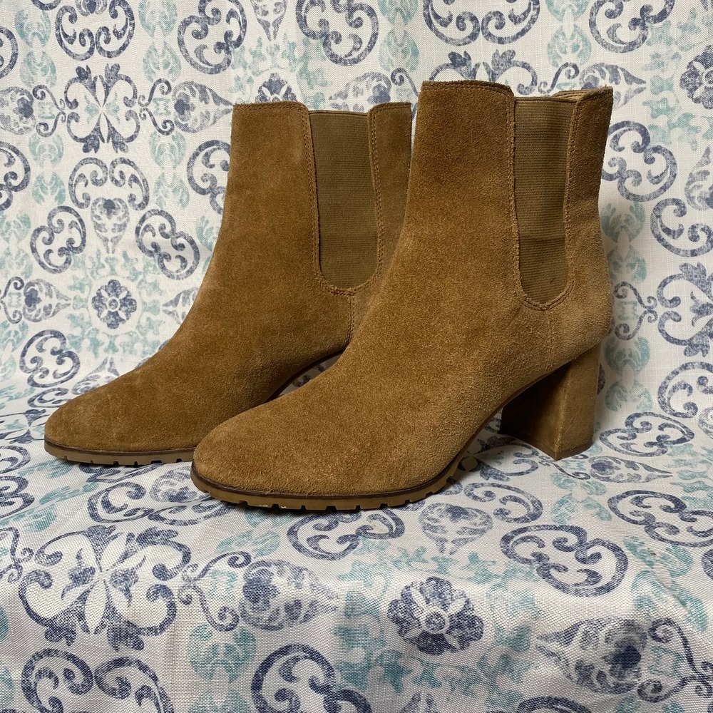 Ann Taylor Women's Rubber Sole Tan Suede‎ Boot Size 8.5 M